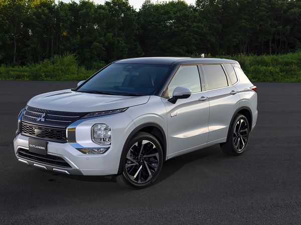 Jadi Atletis, Ini Tampang Terbaru Mitsubishi All New Outlander