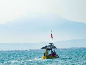Hiii Seram, Nelayan di Kendal Suka Dengar Suara Gamelan di Laut Pantura Hiii Seram, Nelayan di Kendal Suka Dengar Suara Gamelan di Laut Pantura