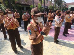 Pegiat Literasi ini Sebut 3 Bahaya Dwi Kewarganegaraan Siswa RI, Apa Maksudnya?