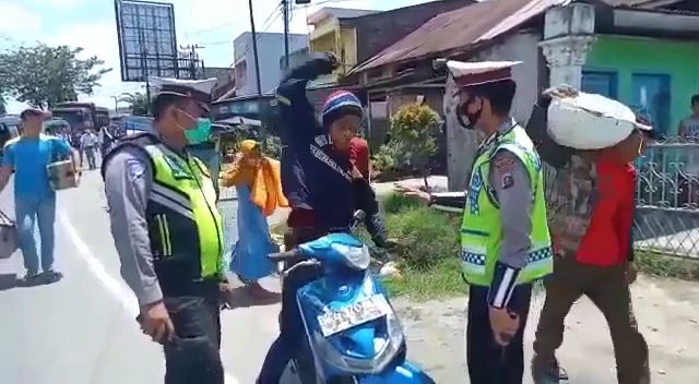 Pria yang Dipukul Polantas di Sumut Sempat Marah-marah Ogah Ditilang