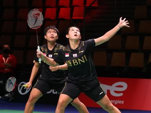 Piala Uber: Fadia/Ribka Samakan Skor, Indonesia Vs Thailand 2-2 Piala Uber: Fadia/Ribka Samakan Skor, Indonesia Vs Thailand 2-2