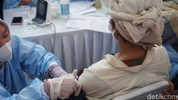 Setahun Pandemi Cuma 1 Kasus COVID-19, Inikah Rahasia Warga Baduy?
