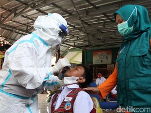 Antisipasi Klaster COVID-19, Pelajar di Bandung Mulai Jalani Tes PCR