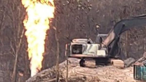 Tiga Sumur Minyak Ilegal di Sumsel Meledak, Sopir Exavator Jadi Tersangka