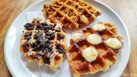 Lezat! 9 Varian Croffle Berlimpah Isian dan Topping