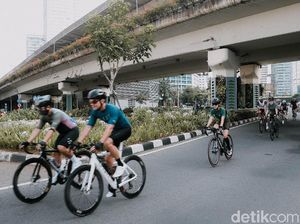 Sempat Kejepret Fotografer, Begal Pesepeda di Flyover Senayan Teridentifikasi! Sempat Kejepret Fotografer, Begal Pesepeda di Flyover Senayan Teridentifikasi!