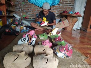 Pandemi, Perajin Topeng di Magelang Sepi Pembeli