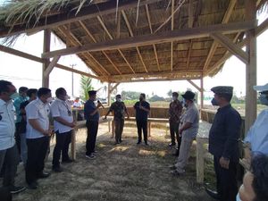 Petani ke Erick Thohir: Pupuk Jangan Mahal-mahal, Pak