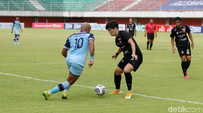 Persela Vs Madura United Berakhir Imbang Persela Lamongan dan Madura United saling berbagi poin. Laga di pekan ketujuh BRI Liga 1 2021 ini berakhir imbang 2-2.