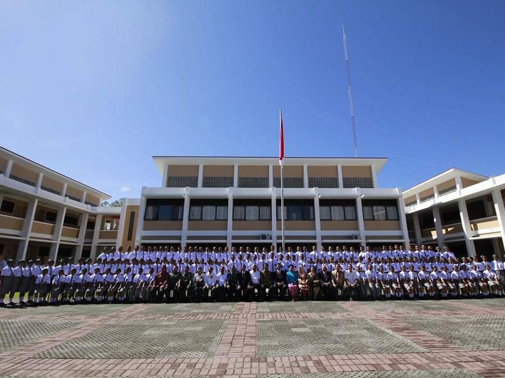20 SMA Terbaik di Luar Jawa Berdasarkan UTBK, Nomor Wahid Naungan Luhut