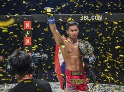 ONE Championship: Superbon Juara Perdana di Featherweight Kickboxing