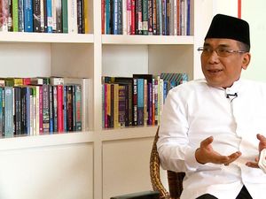 Yahya Staquf Didoakan Jadi Ketum PBNU oleh Kiai Sepuh Pesantren