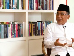 Yahya Staquf Didoakan Jadi Ketum PBNU oleh Kiai Sepuh Pesantren