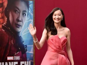 Sukses Bintangi Shang Chi, Fala Chen Siap Bintangi Serial HBO Sukses Bintangi Shang Chi, Fala Chen Siap Bintangi Serial HBO