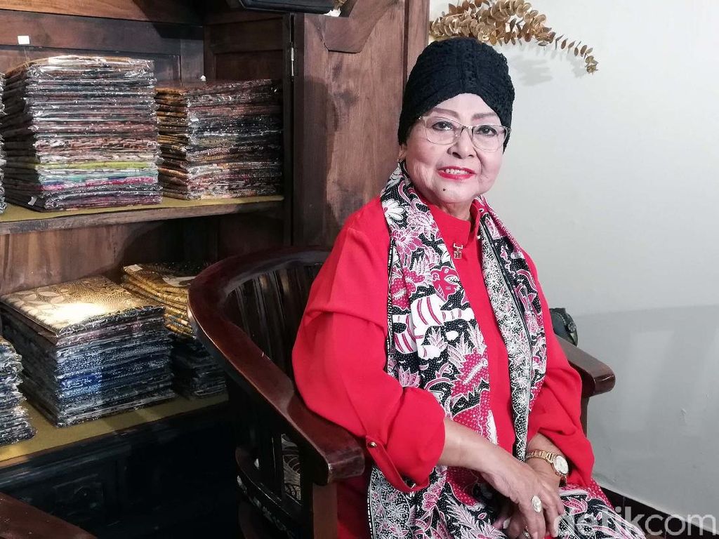 Profil Waldjinah, Ratu Keroncong Asal Solo yang Mendunia