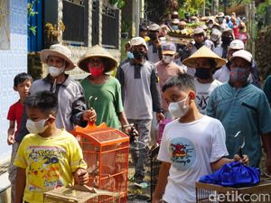 Desa di Banjarnegara Ini Lepas Ratusan Burung demi Konservasi
