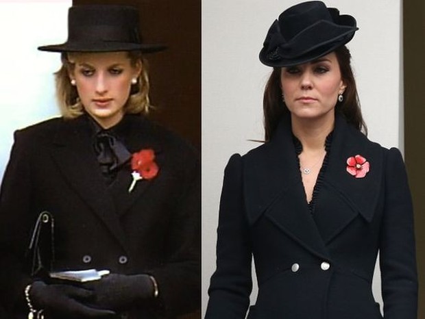 Mantel serba hitam yang terlihat chic.