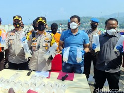 Penyelundupan Ribuan Benur untuk Ekspor Digagalkan Polisi Sukabumi