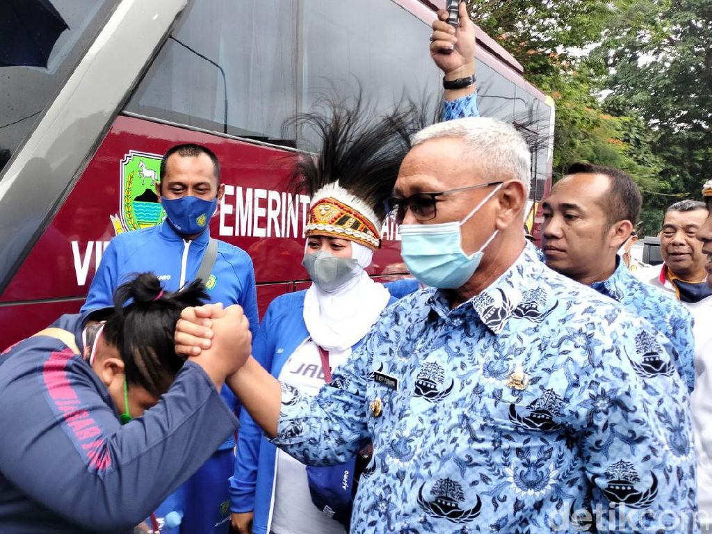 Pulang Kampung, Atlet PON Papua Asal Kuningan Disambut Bak Pahlawan