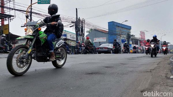 Tetap Fokus, Jalan Raya Cileunyi-Cibiru Bergelombang