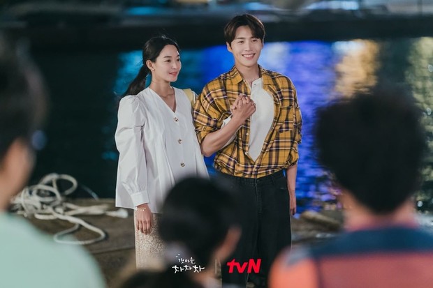 Hometown Cha Cha mengingatkan untuk berpikir dengan matang saat memutuskan menikah/Foto: Instagram.com/tvn_drama Hometown Cha Cha mengingatkan untuk berpikir dengan matang saat memutuskan menikah