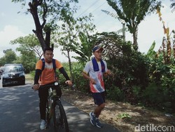 Pesilat Asal Klaten Penuhi Nazar Usai Raih Emas PON Papua