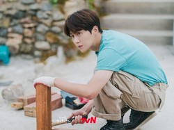 Kim Seon Ho Comeback Lewat Touching the Void, Ungkap Wajah Penuh Salju