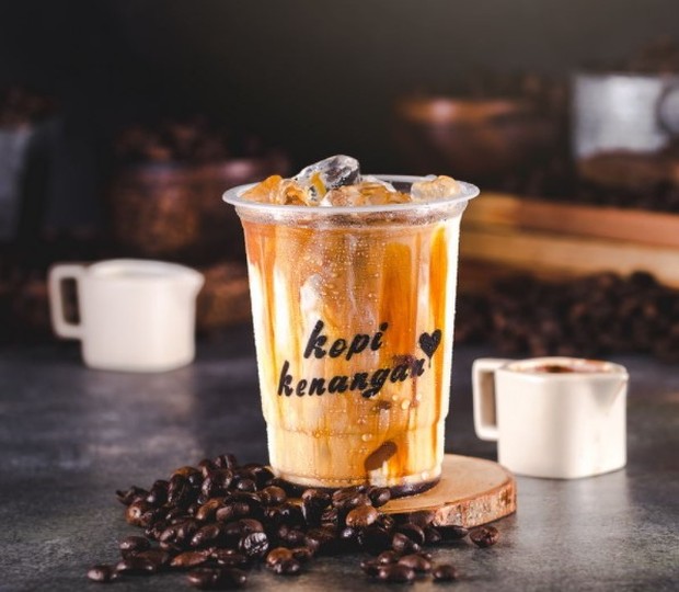 Kopi kenangan/ Foto: instagram.com/kopikenangan.id Kopi kenangan
