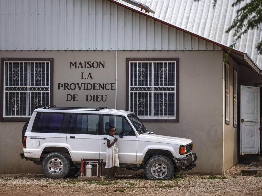 Warga Haiti Takut Keluar Rumah Usai Penculikan 17 Misionaris Warga Haiti Takut Keluar Rumah Usai Penculikan 17 Misionaris