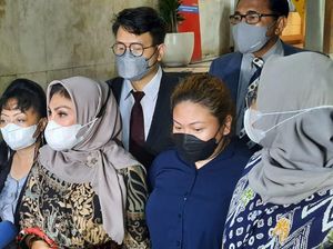 Anak Nia Daniaty Absen Pemeriksaan Pagi Ini: Belum Boleh Mikir Keras Anak Nia Daniaty Absen Pemeriksaan Pagi Ini: Belum Boleh Mikir Keras