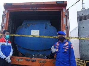 Pertamina & Polri Bongkar Aksi Penimbunan Solar Subsidi di Semarang