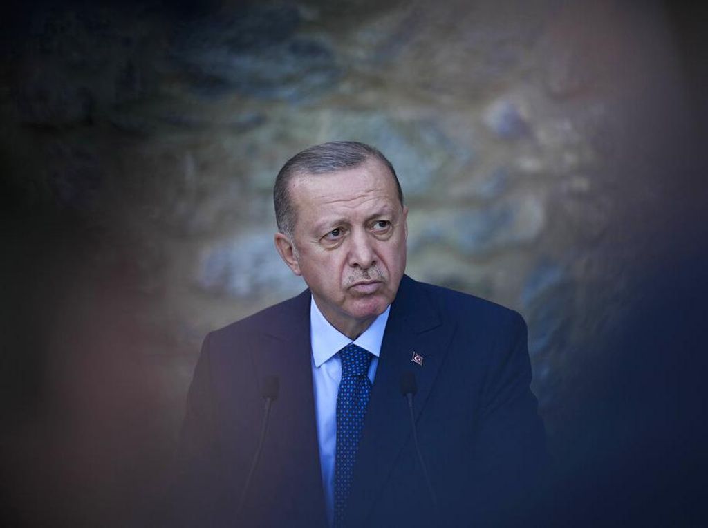 Tegaskan Dukung Ukraina, Erdogan Telepon Biden untuk Bahas Invasi Rusia
