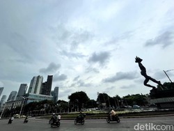 Cuaca Hari Ini Dipengaruhi Sekaligus 2 Bibit Siklon Tropis