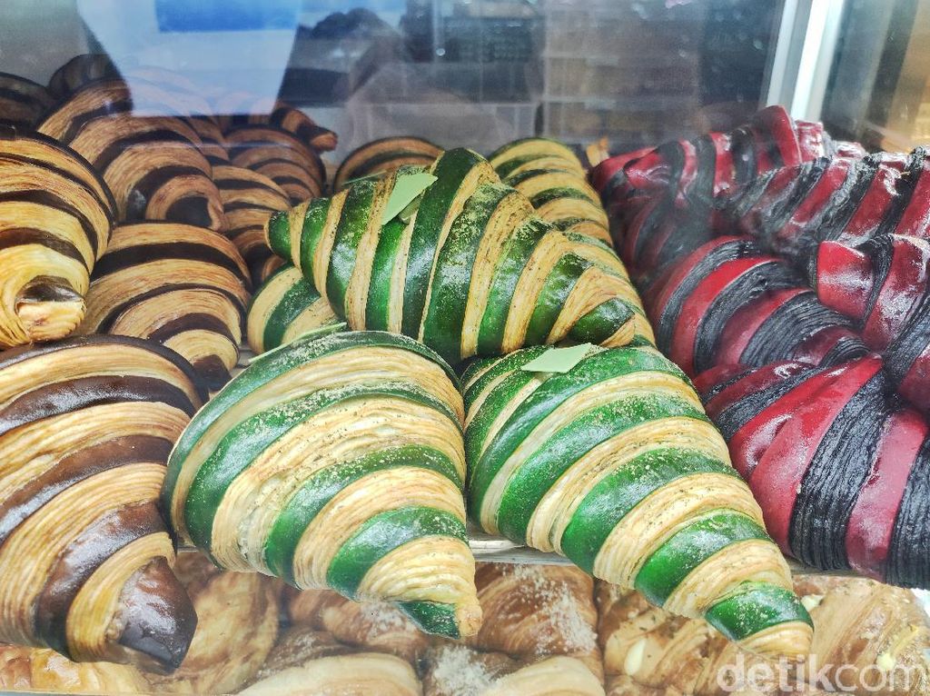 Surganya Croissant, Toko Roti Ini Punya Belasan Varian Croissant