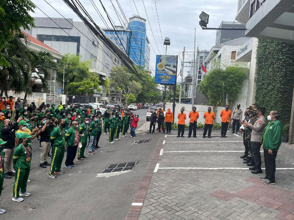 Atlet PON Kontingen Jatim Dikarantina di 3 Hotel Surabaya