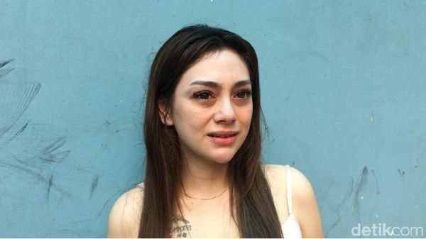 Mata Sembab Celine Evangelista Lihat Video Stefan William dengan Perempuan