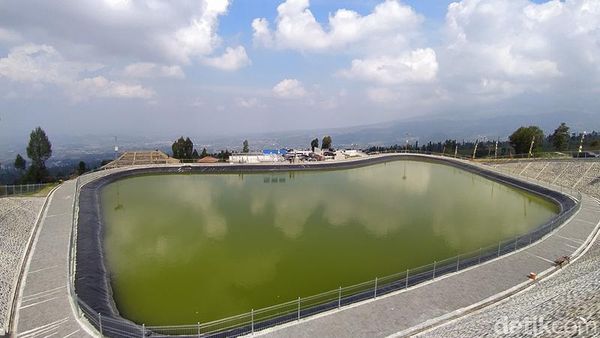 Foto: Cantiknya Embung Bansari yang Baru Diresmikan Presiden Jokowi