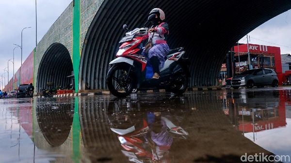 Fenomena La Nina Picu Musim Hujan Tiba Lebih Awal