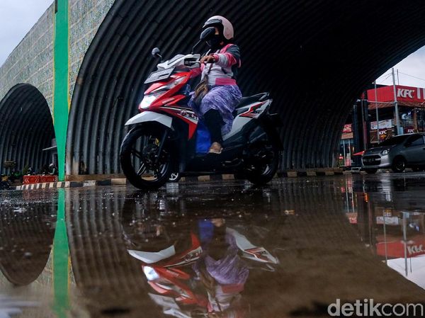 Fenomena La Nina Picu Musim Hujan Tiba Lebih Awal