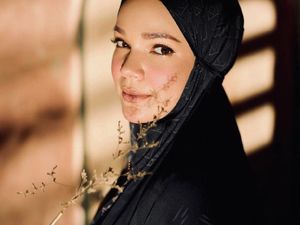 Dewi Sandra Beri Jawaban Bijak Ketika Ditanya Belum Dikaruniai Anak