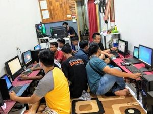 Melongok Kesibukan di Kampung YouTuber Bondowoso Melongok Kesibukan di Kampung YouTuber Bondowoso