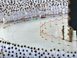 Sinkronisasi PeduliLindungi-Tawakkalna Tuntas, Kapan Jemaah Umrah Berangkat?