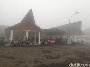 Mengenal-Melihat Aktivitas Pasar Tembakau Tanjungsari Sumedang