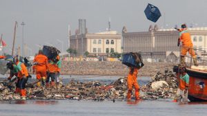 Bersih-bersih Teluk Jakarta yang Tak Kunjung Usai