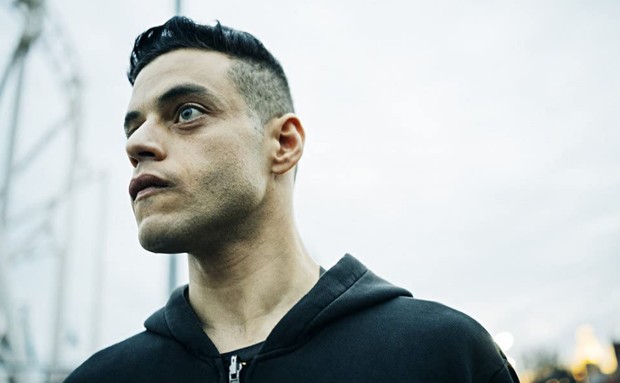 Rami Malek di Mr Robot