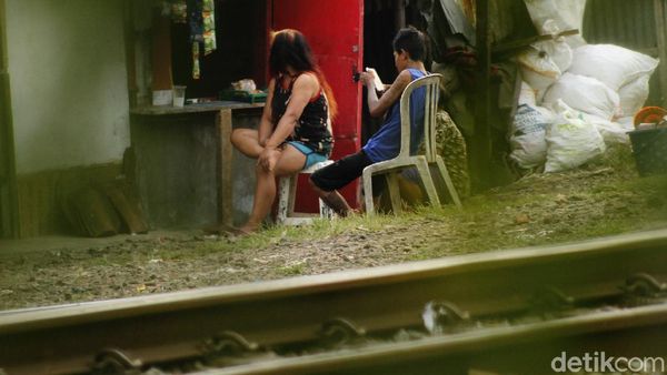 Sepenggal Kisah di Atas Jalur Si Ular Besi Bandung