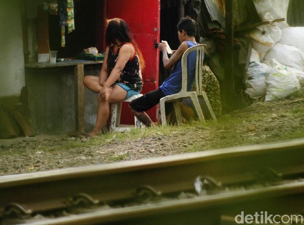 Sepenggal Kisah di Atas Jalur Si Ular Besi Bandung