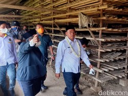 Wagub Jabar Ajak Santri Jadi Pelopor Vaksinasi