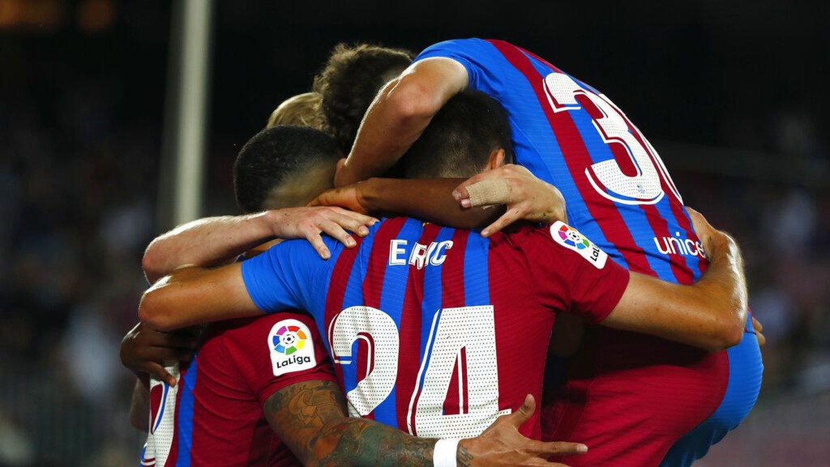 Barcelona wajib kalahkan Dynamo Kiev jika ingin lolos ke 16 besar Liga Champions (AP/Joan Monfort)