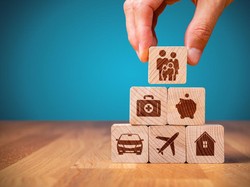 Wisata RI Tumbuh, Bagaimana Prospek Asuransi Perjalanan?